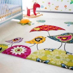 How to choose a carpet in the nursery