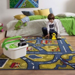 Children's carpet: pros and cons