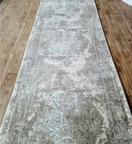 Синтетическая ковровая дорожка ODESSA 08126H P.BROWN / POLY. BEIGE