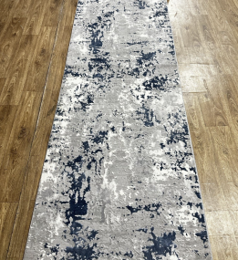 Синтетичена килимова доріжка MODA 8241A L.BLUE/IVORY