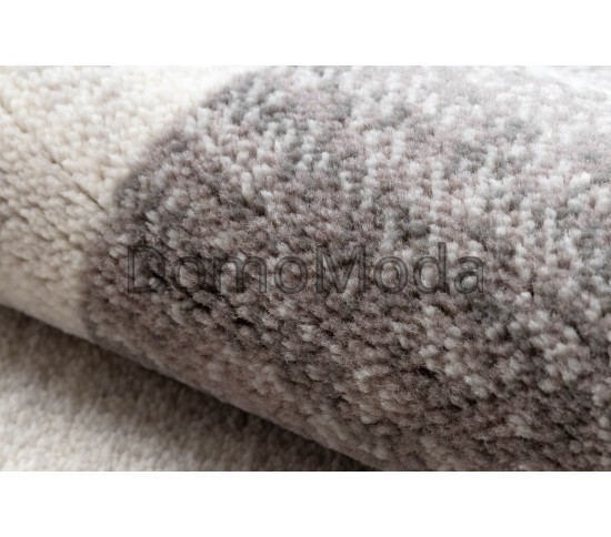 Вовняний килим ANGEL 7961 / 52022 Geometric, squares beige / grey Купити в інтернет магазині ДомоМода фото 6 Вовняний килим ANGEL 7961 / 52022 Geometric, squares beige / grey - Висока якість за найкращою ціною в Україні зображення 6.