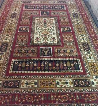 Іранський  килим Gollestan Baghi D.Red - высокое качество по лучшей цене в Украине.